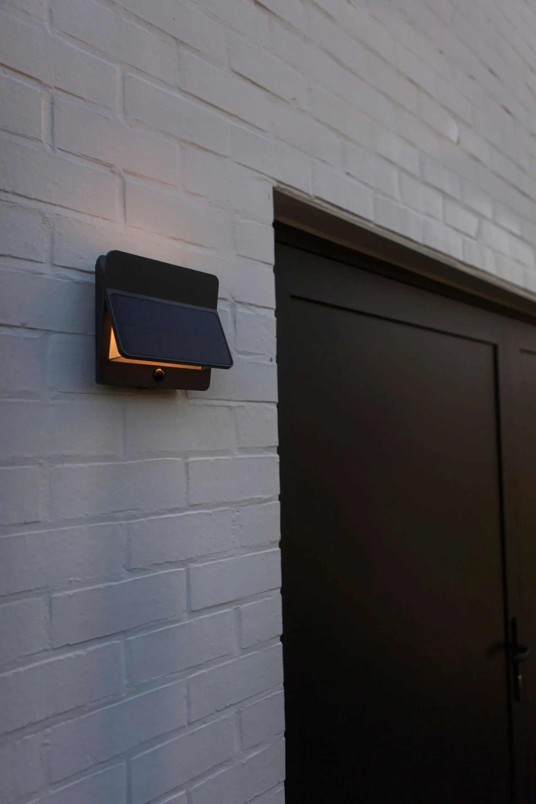 Ecocheques|Verlichting|ohgreen Aleta solar wandlamp