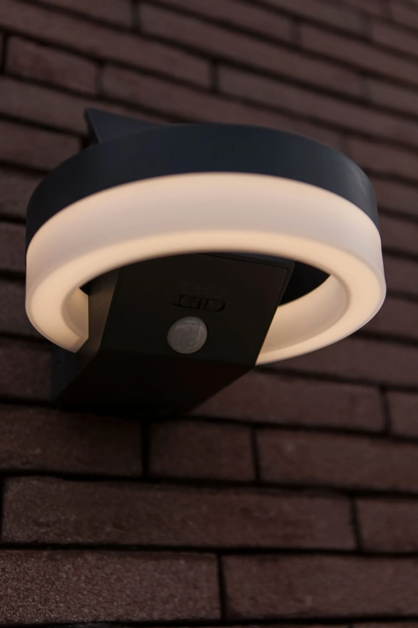 Ecocheques|Verlichting|ohgreen Runda solar wandlamp